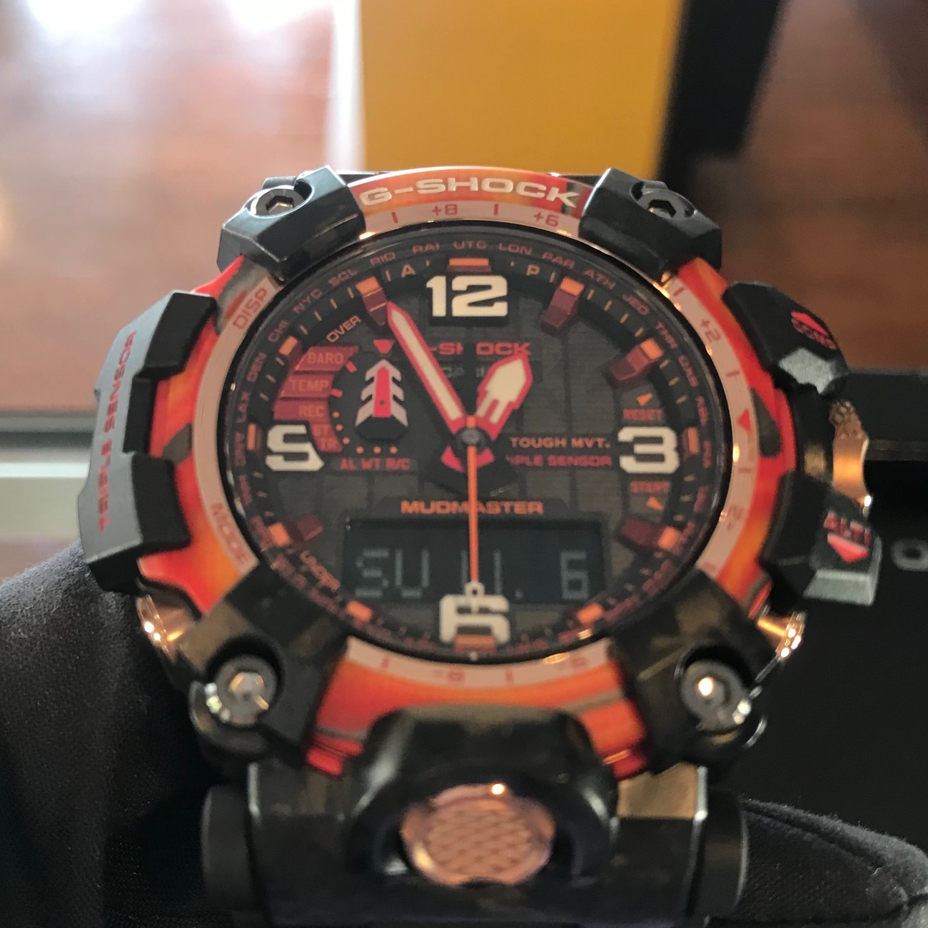 G-SHOCK　GWG-2040FR-1AJR　マッドマスター