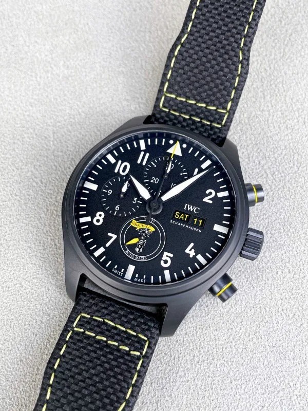 パイロットウォッチ　クロノグラフ IWC IW389107