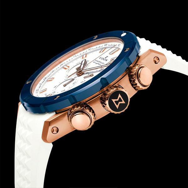 EDOX クロノオフショア１ クロノグラフ 45mm ゴールド