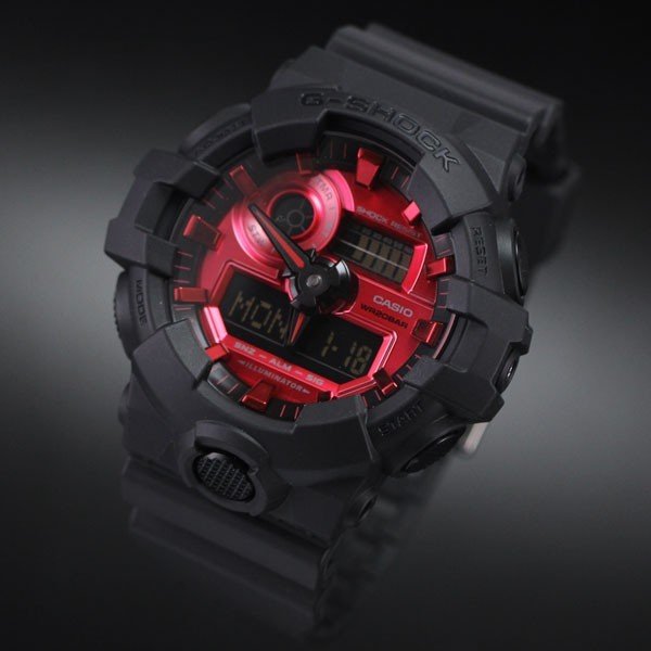 G-SHOCK ブラック＆レッドシリーズ　G-SHOCK　BLACK & RED　Gショック　GA-700AR-1AJF