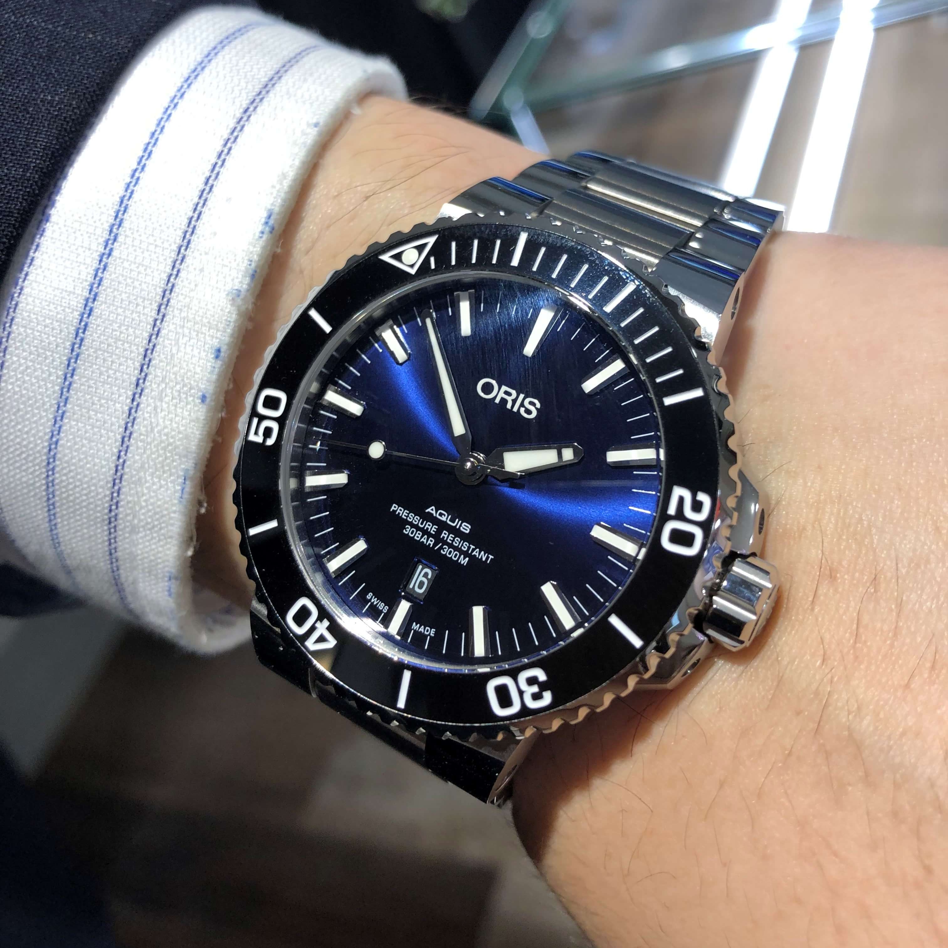 Oris Aquis デイト　オリス　ORIS　アクイス　メンズ腕時計　腕時計　高級時計　機械式腕時計　01 733 7730 4135-07 8 24 05PEB