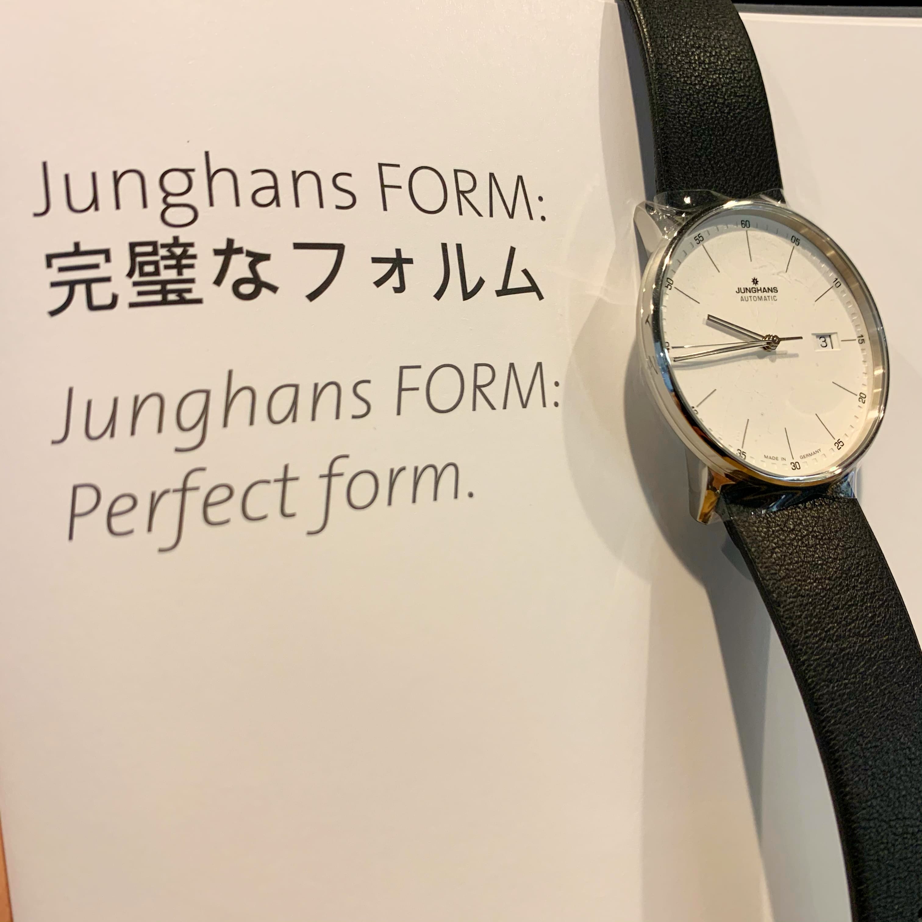 ユンハンス　JUNGHANS　高級時計　ドイツ時計　シンプル腕時計　Form A　027 4730 00