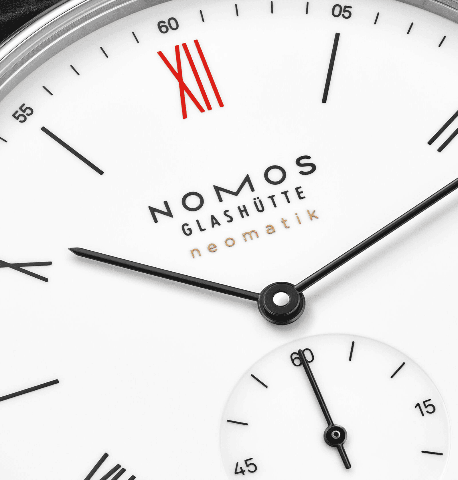 NOMOS Ludwig neomatik Ärzte ohne Grenzen限定エディションは、ドイツ製らしい緻密な自動巻きムーブメントと、36.4mmの薄型ケースに収まるシンプルなローマ数字ダイヤルが魅力。赤の12時インデックスが象徴的なこのモデルは、洗練された時計愛好家に加え、チャリティに関心のある方にも選ばれる理由がある。