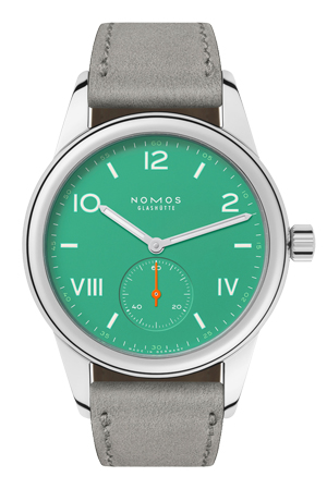 NOMOS Glashütte(ノモス グラスヒュッテ) 2023新作 おおらかな心とエネルギー。ノモス グラスヒュッテ「クラブ キャンパス クリームコーラル & エレクトリックグリーン」