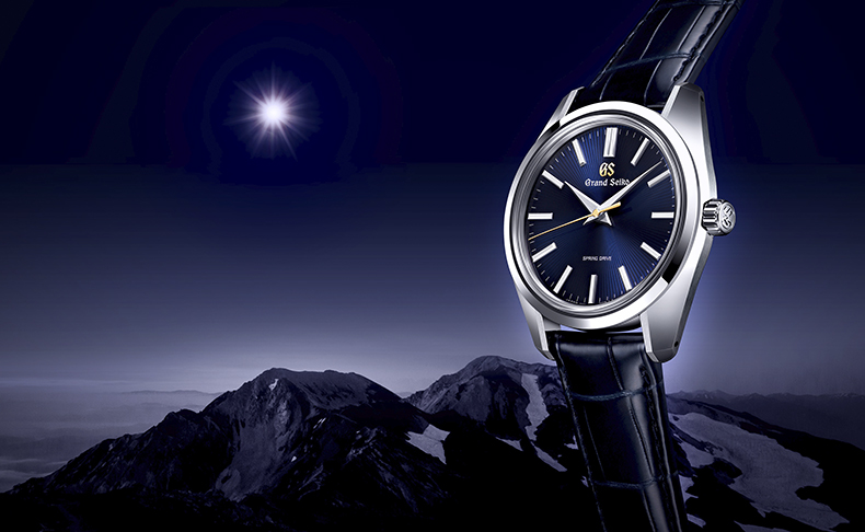 Grand Seiko(グランドセイコー) 2022新作 「44GS」55周年記念、澄んだ夜空の情景「月天心」を表現した限定モデルが登場。グランドセイコー「SBGY009」