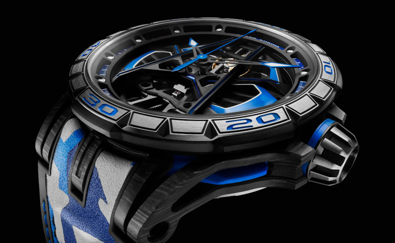 ROGER DUBUIS(ロジェ・デュブイ) 2023新作 鮮やかなブルーで駆け抜けるオフロード・トレイル。ロジェ・デュブイ「エクスカリバー スパイダー Huracán Sterrato」