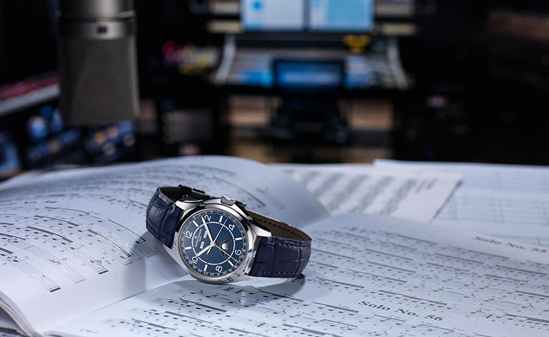 VACHERON CONSTANTIN(ヴァシュロン・コンスタンタン) SIHH 2019新作 普段使いのエレガントな時計「フィフティーシックス」にペトロールブルーの新作登場