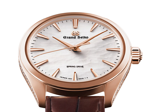 Grand Seiko(グランドセイコー) 2021新作 信州の幻想的な冬景色「垂り雪(しずりゆき)」を表現した情緒あふれるデザイン。グランドセイコー「SBGY008」