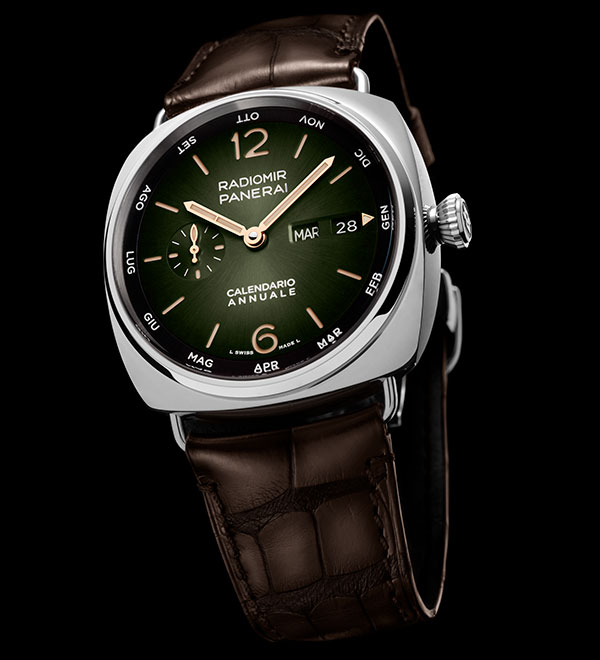 PANERAI(パネライ) 2024新作 サンブラッシュ仕上げのグリーンダイヤルの複雑機構。パネライ「ラジオミール アニュアルカレンダー プラチナテック™」