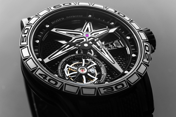 ROGER DUBUIS(ロジェ・デュブイ) 2021新作 ハイパーオロロジー、アドレナリンのざわめき。ロジェ・デュブイ「エクスカリバー スパイダー ピレリ」「エクスカリバー スパイダー」