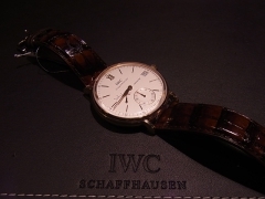 IWC(アイ・ダブリュー・シー)
