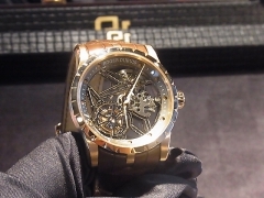 ROGER DUBUIS(ロジェ・デュブイ)
