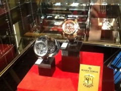 ROGER DUBUIS(ロジェ・デュブイ)
