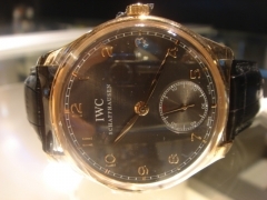 IWC(アイ・ダブリュー・シー)
