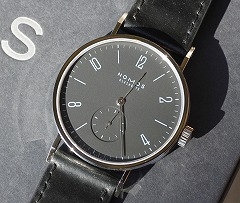 NOMOS Glashütte(ノモス グラスヒュッテ)
