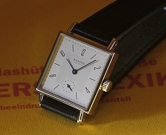 NOMOS Glashütte(ノモス グラスヒュッテ)
