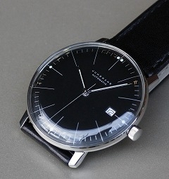 JUNGHANS(ユンハンス)
