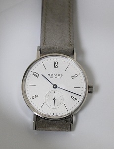 NOMOS Glashütte(ノモス グラスヒュッテ)
