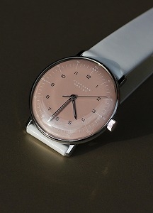 JUNGHANS(ユンハンス)
