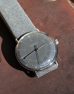 JUNGHANS(ユンハンス)
