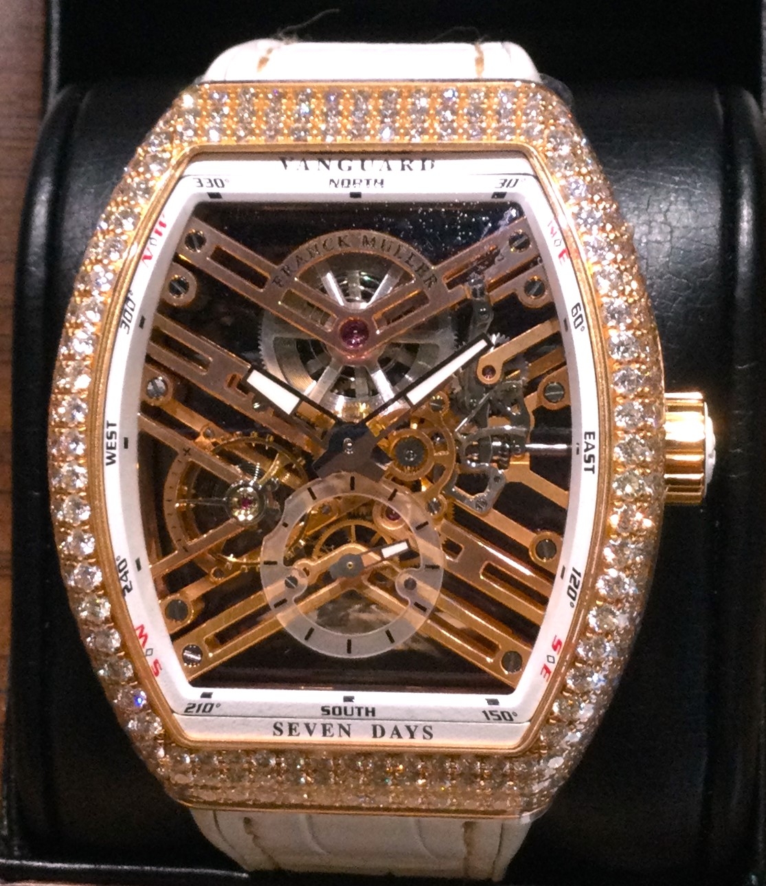 FRANCK MULLER(フランク ミュラー)
