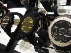 SUUNTO(スント)
