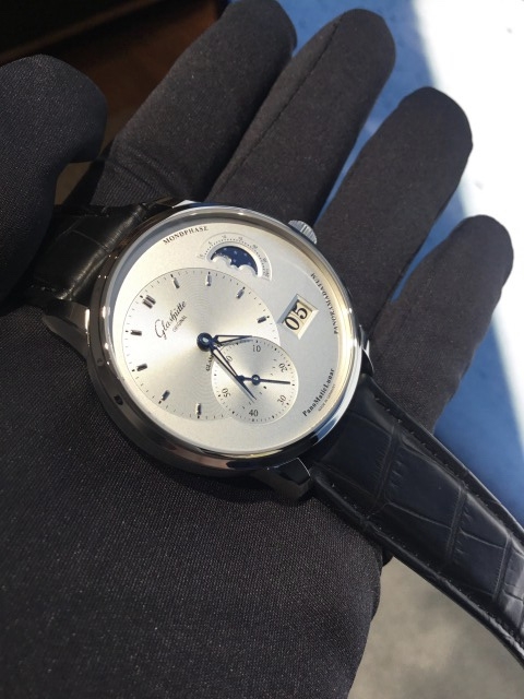 GLASHÜTTE ORIGINAL(グラスヒュッテ・オリジナル)
