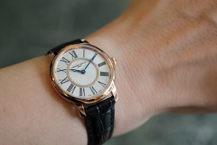 FREDERIQUE CONSTANT(フレデリック・コンスタント)
