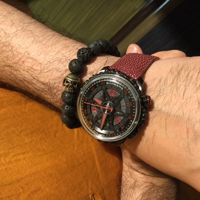 BOMBERG(ボンバーグ)
