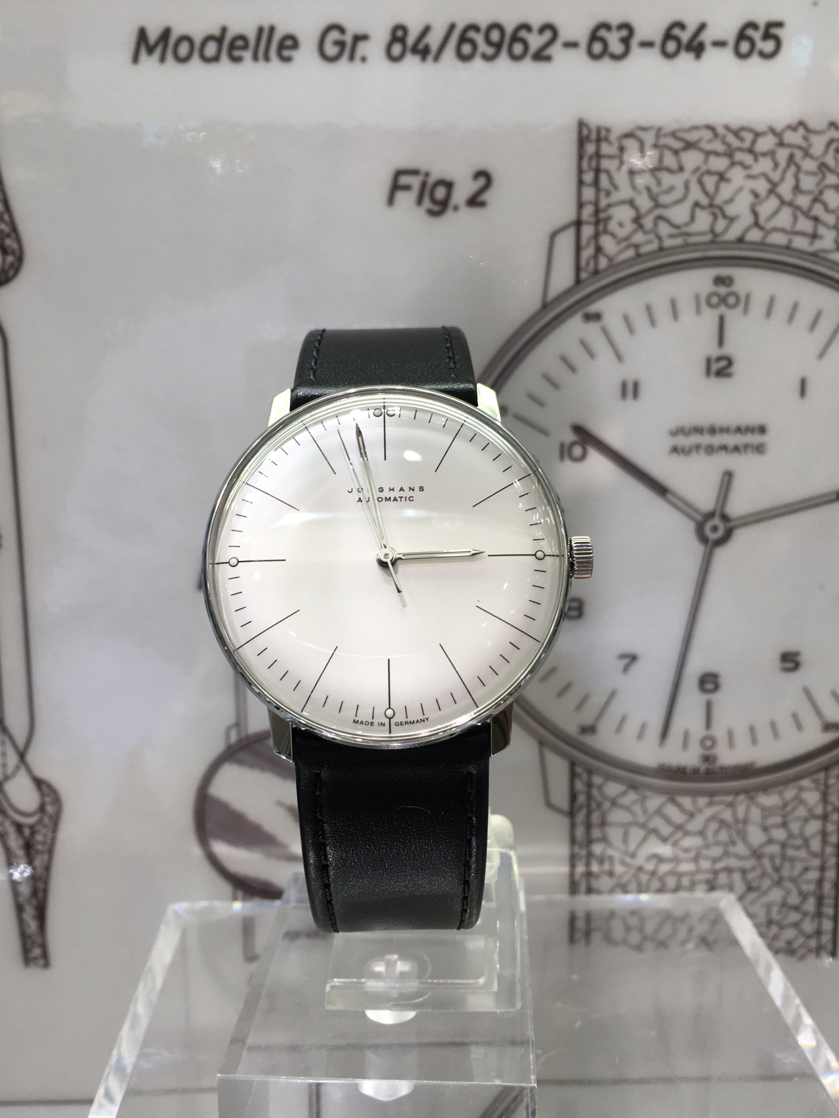 JUNGHANS(ユンハンス)
