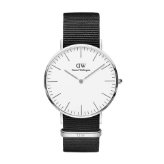 Daniel Wellington(ダニエル・ウェリントン)
