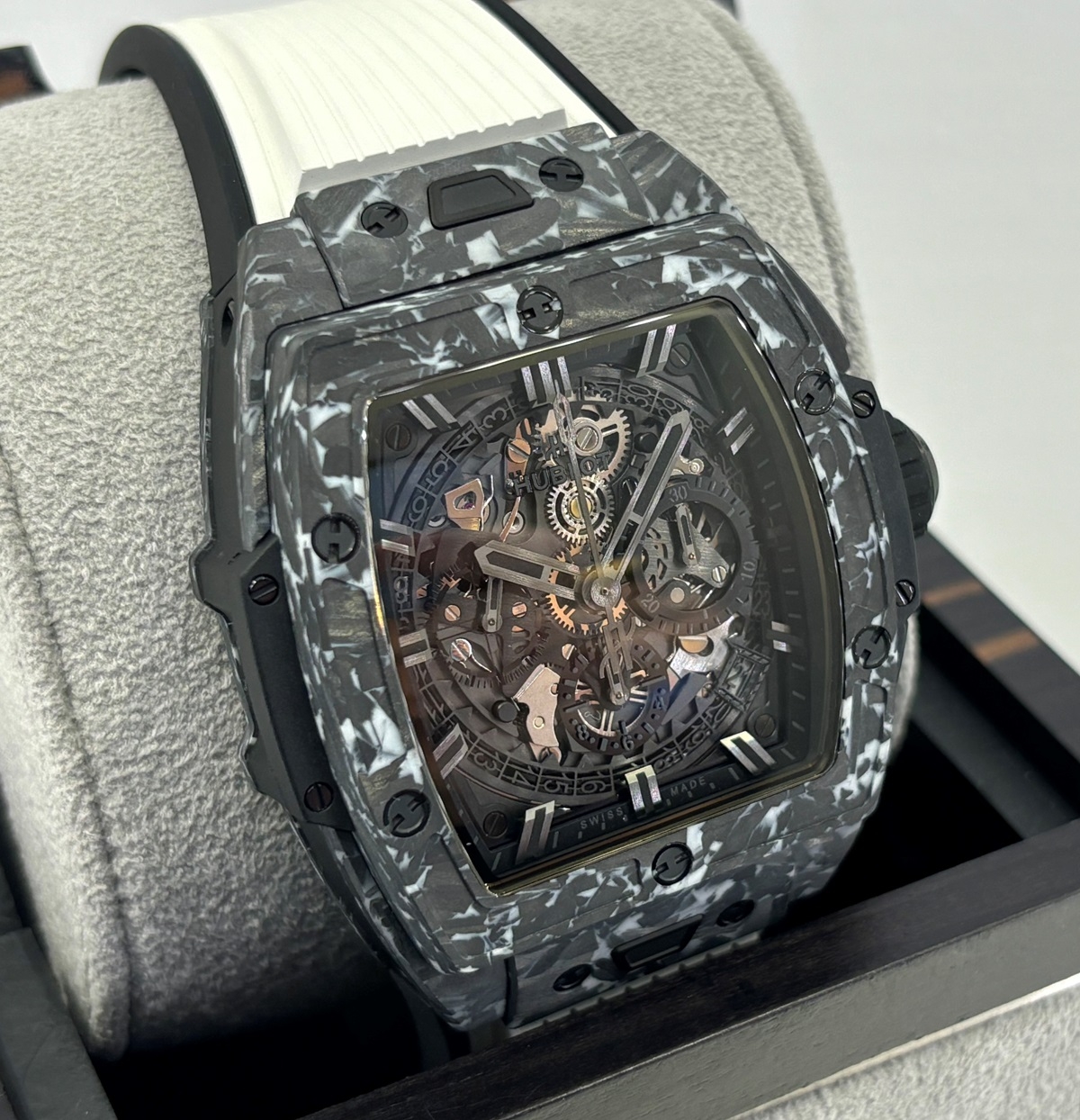 HUBLOT(ウブロ)
