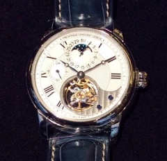 FREDERIQUE CONSTANT(フレデリック・コンスタント)
