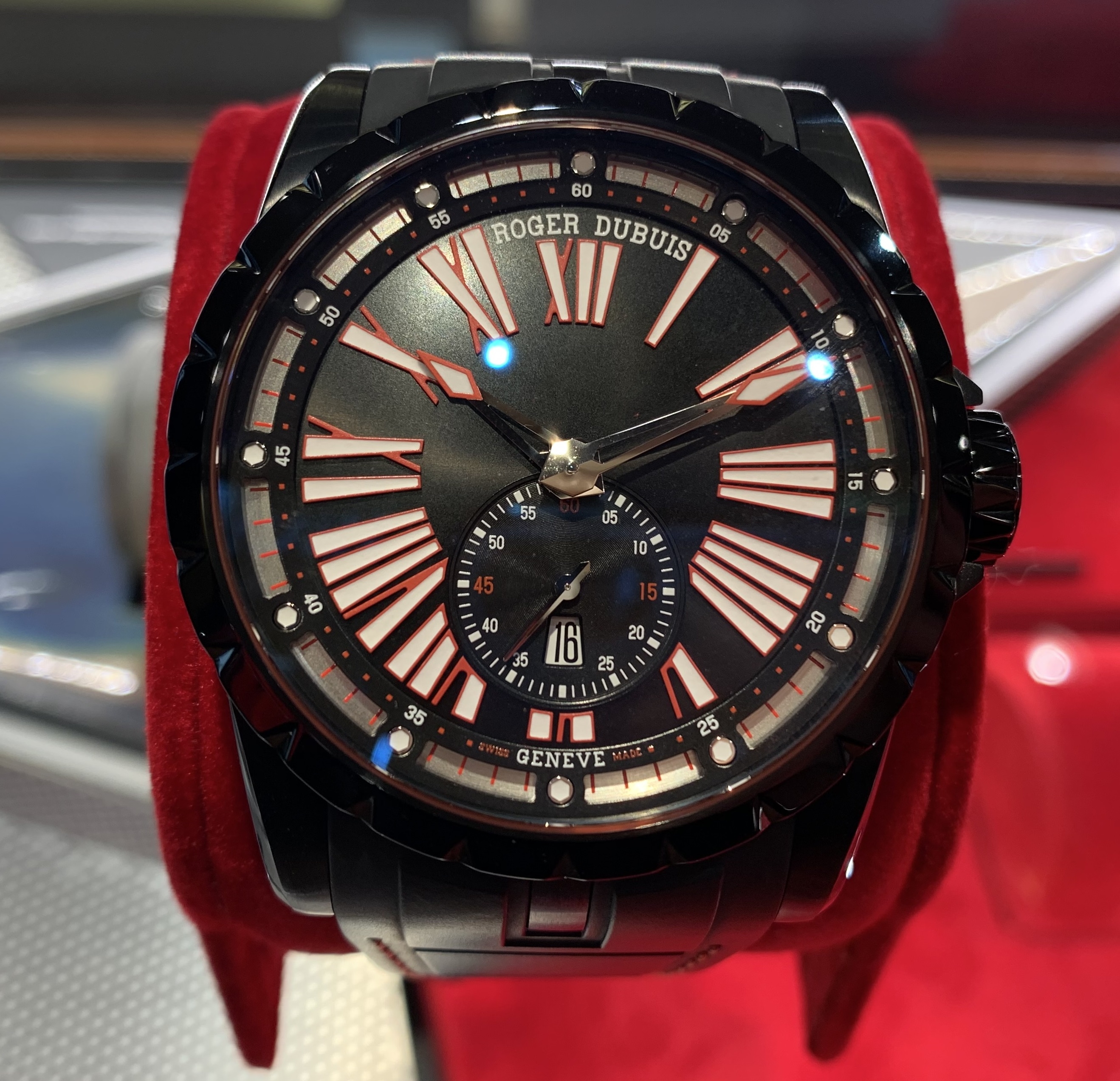 ROGER DUBUIS(ロジェ・デュブイ)
