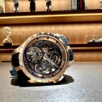 ROGER DUBUIS(ロジェ・デュブイ)
