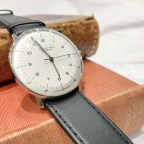 JUNGHANS(ユンハンス)
