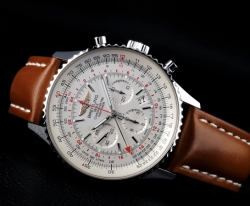 NAVITIMER GMT